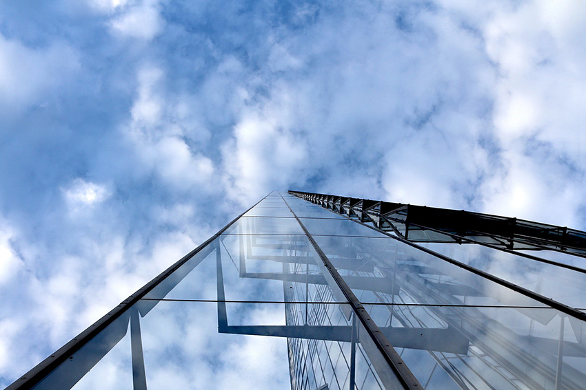 Hochhaus mit Glasfassade in Bonn